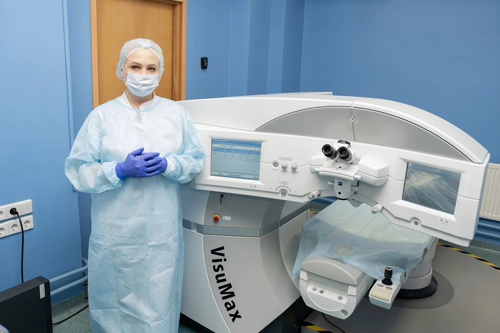 врач-офтальмохирург, к. м. н. Юлия Канюкова