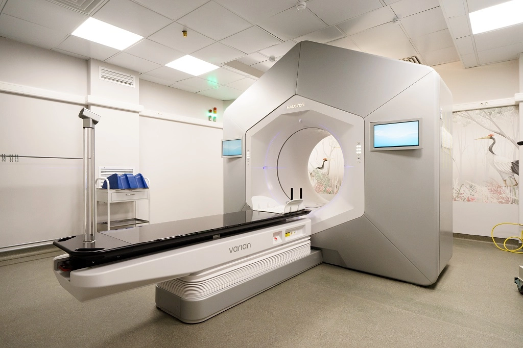 АО «Медицина» использует Halcyon для лечения широкого спектра онкологических заболеваний